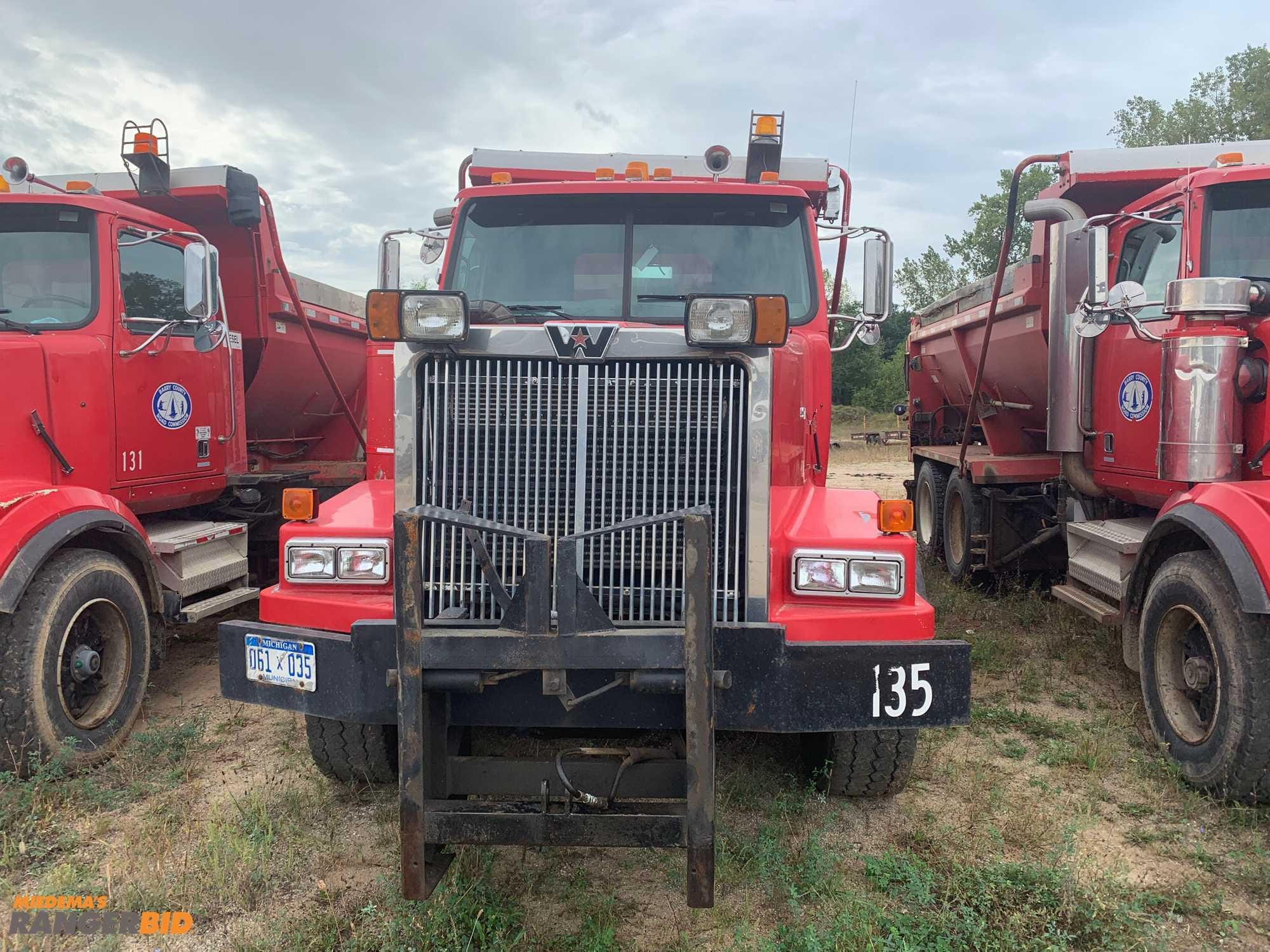Main image Western Star 4964