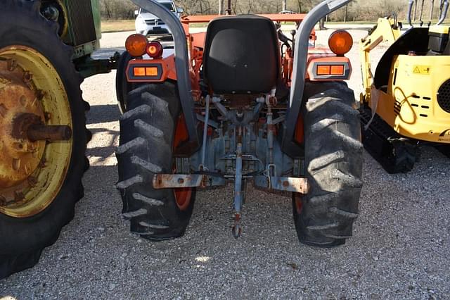 Image of Kubota L2500 equipment image 3