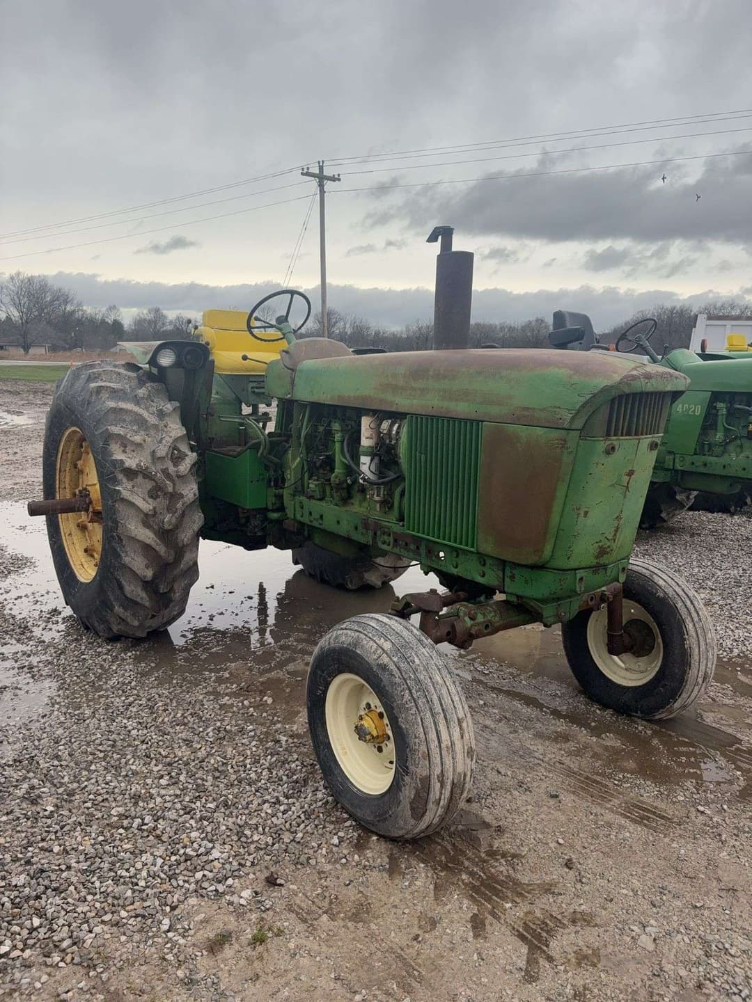 Image of John Deere 4020 Primary image