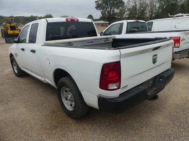 Image of Dodge Ram 1500 equipment image 3