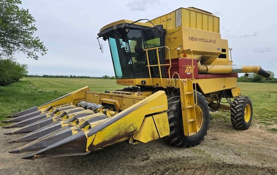 Image of New Holland TR86 Primary image