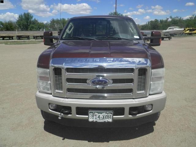 Image of Ford F-350 equipment image 1
