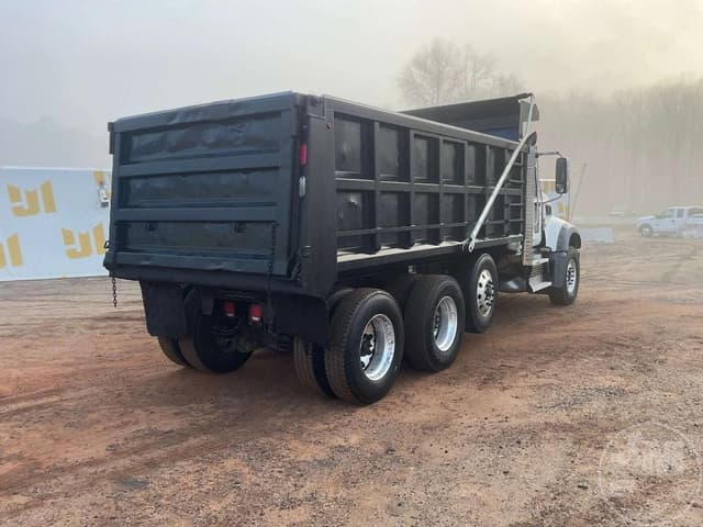 Image of Mack GR84F equipment image 4