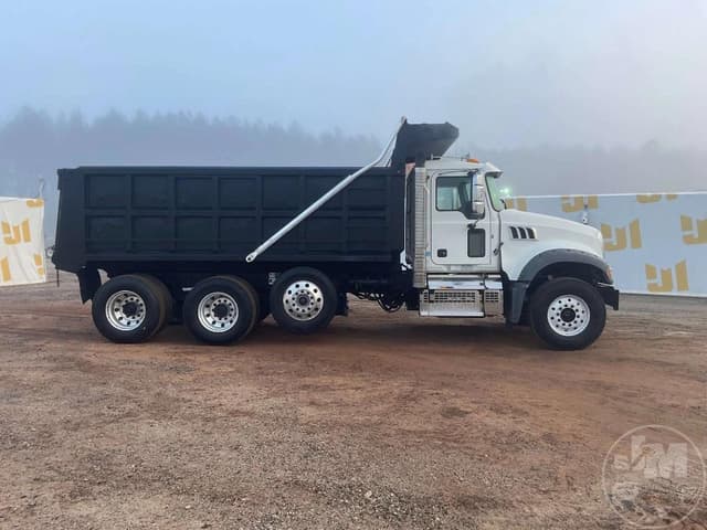 Image of Mack GR84F equipment image 3