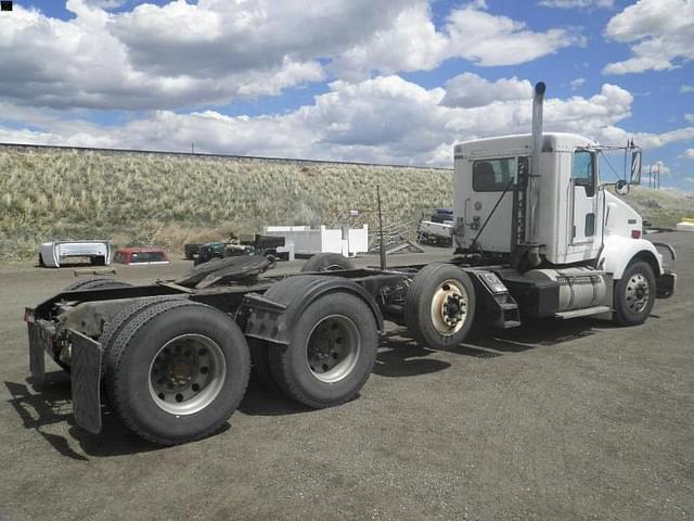 Image of Kenworth T800 equipment image 4