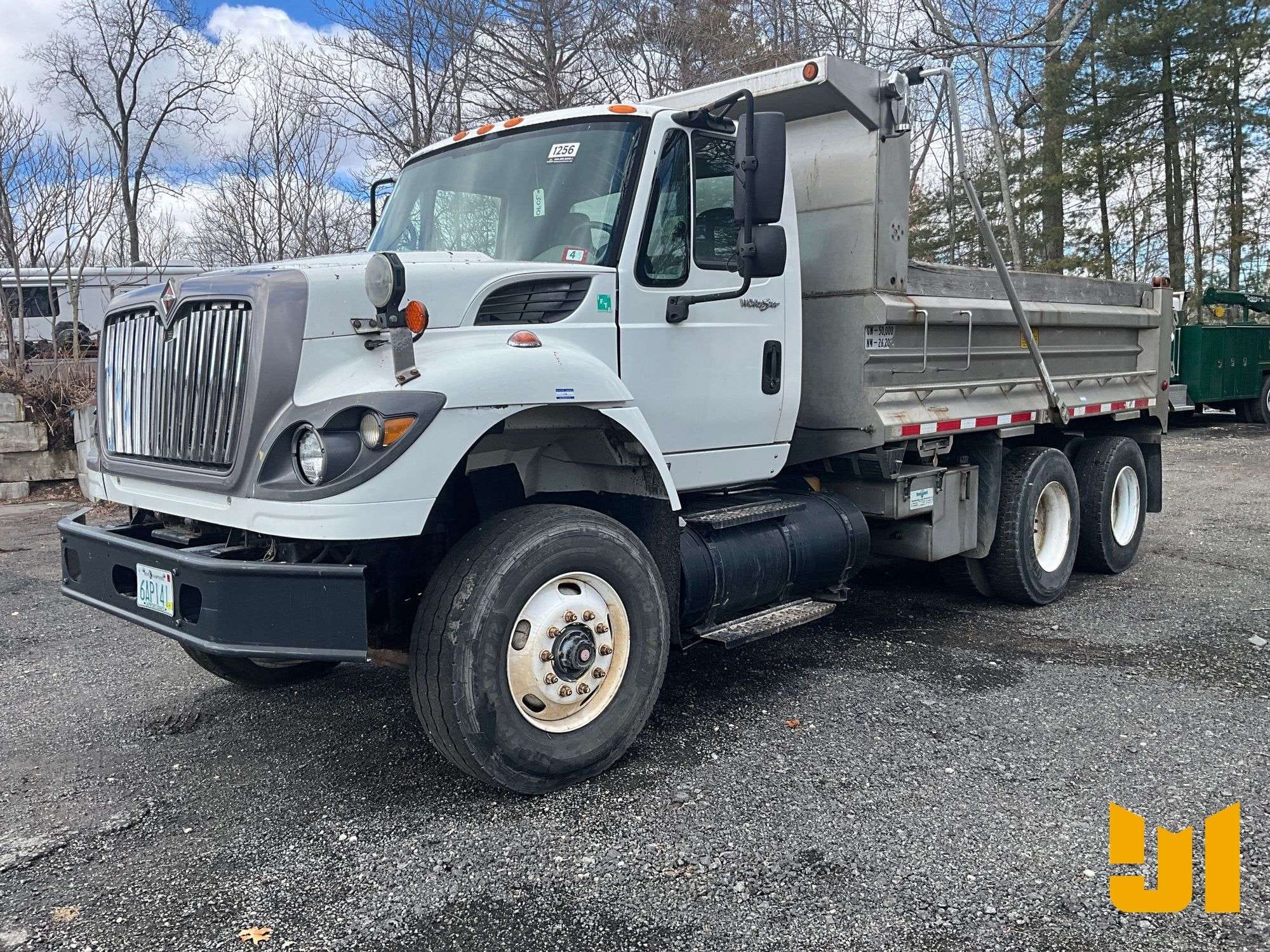 2010 International 7600 SBA Equipment Image0