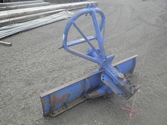 Image of Ford 710 equipment image 2