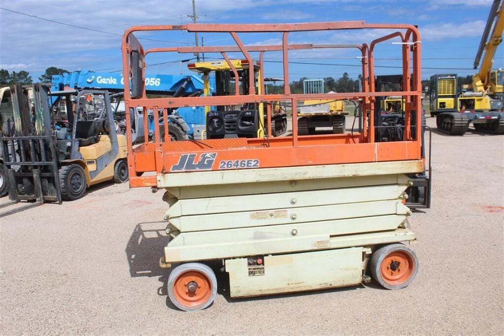 Main image JLG 2646E