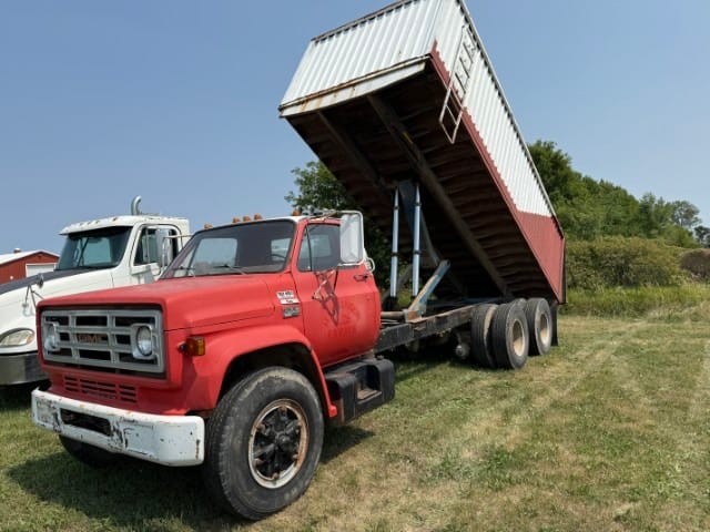 1979 GMC C7000 Equipment Image0