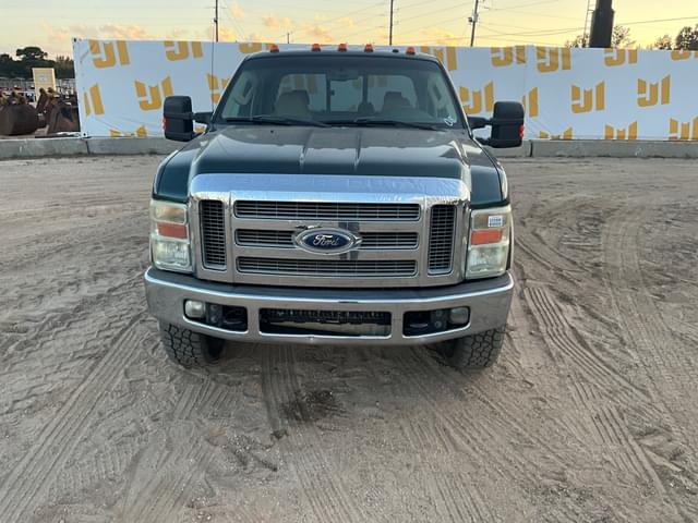Image of Ford F-250 equipment image 1