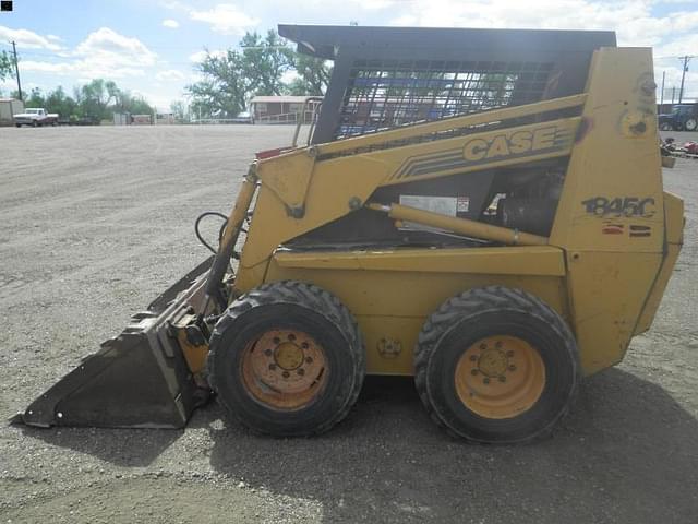 Image of Case 1845C equipment image 3