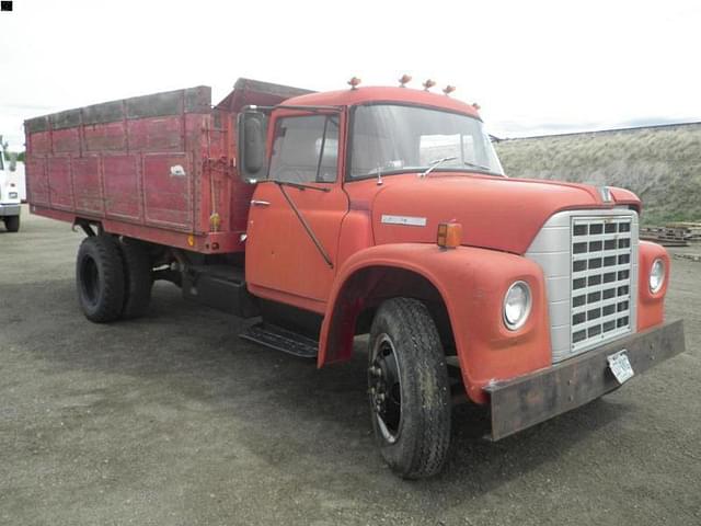 Image of International Loadstar equipment image 2