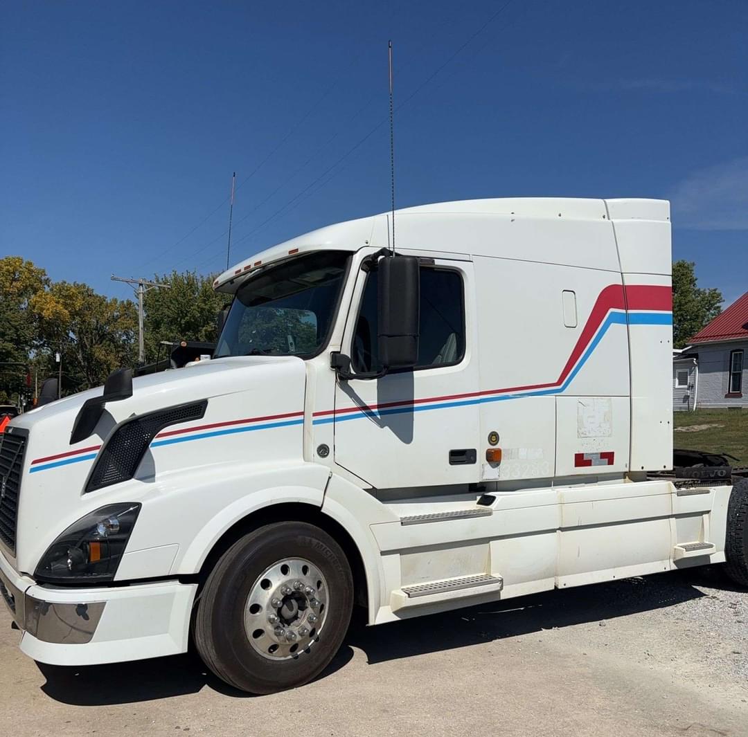 Image of Volvo VNL Primary image