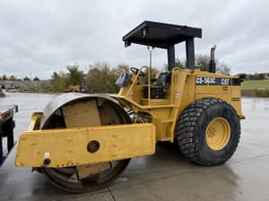 2017 Caterpillar CS563 Image