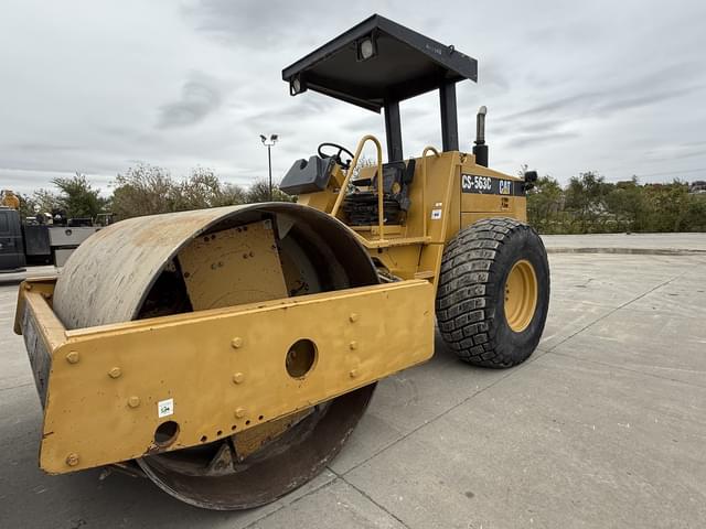 Image of Caterpillar CS563 equipment image 4