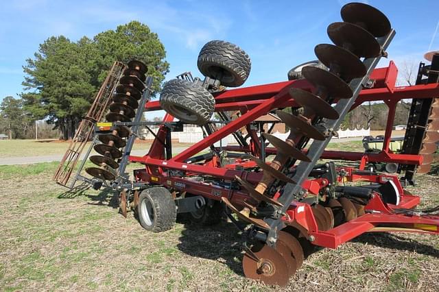 Image of Case IH 345 equipment image 3