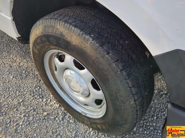 Image of Ford F-150 equipment image 4