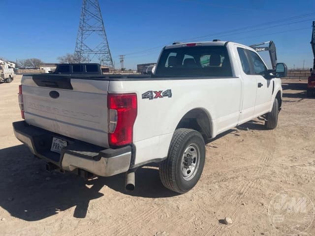 Image of Ford F-250 equipment image 4