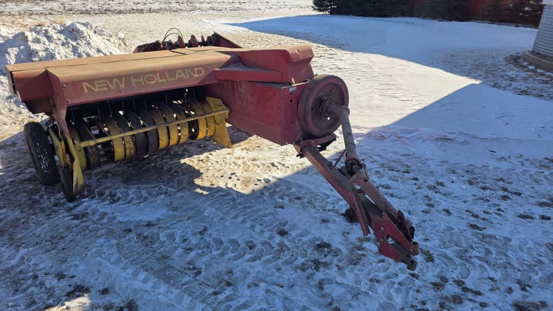 Image of New Holland 273 Primary image