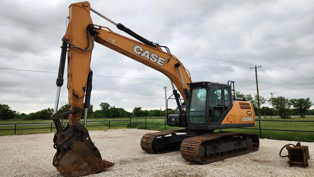 Main image Case CX210D