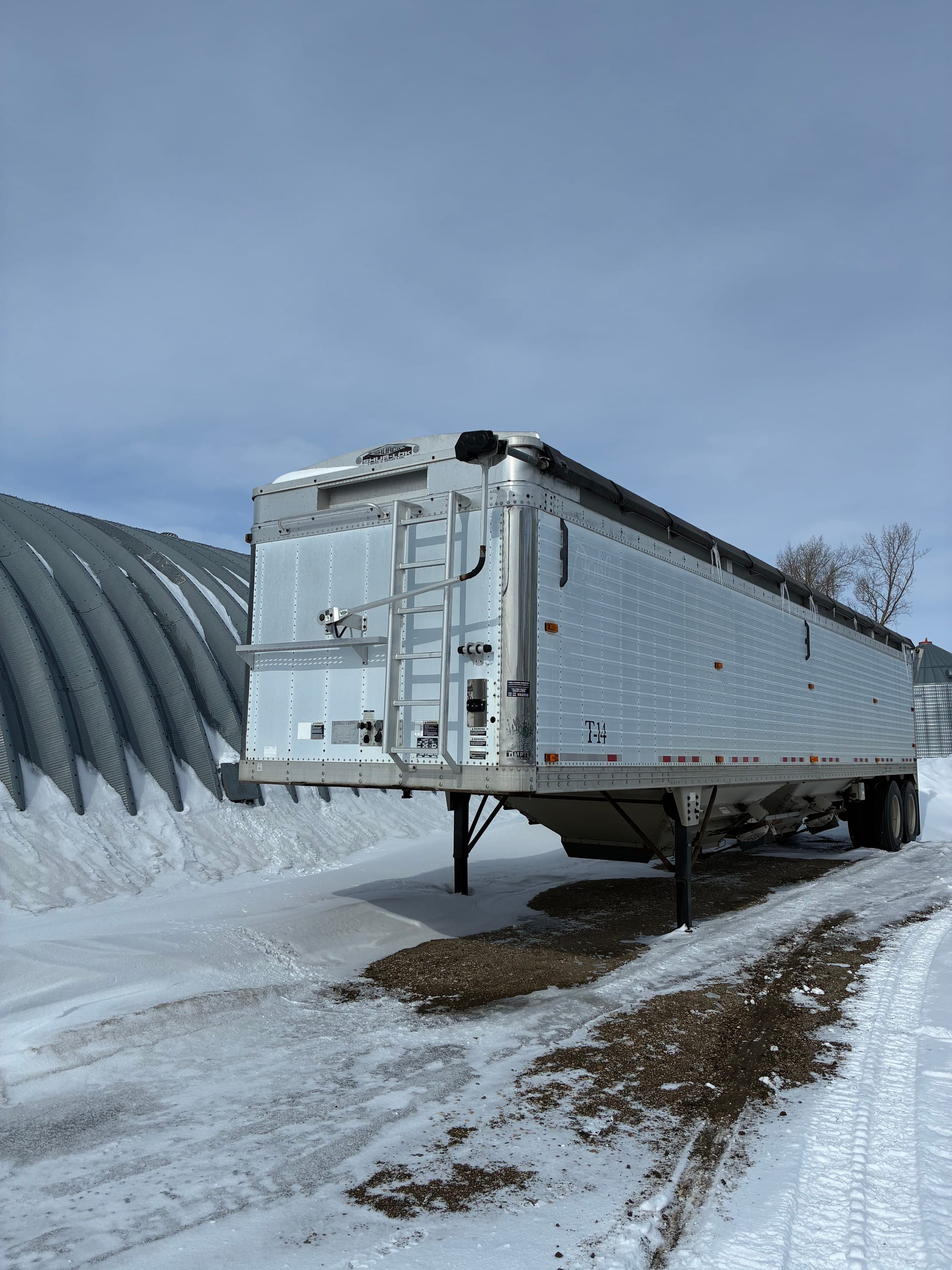 2000 Timpte Super Hopper Equipment Image0