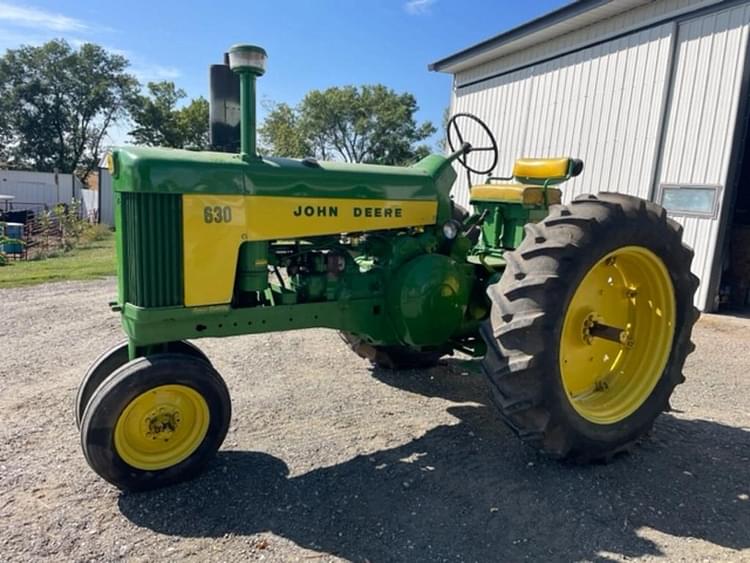 1959 John Deere 630 Equipment Image0
