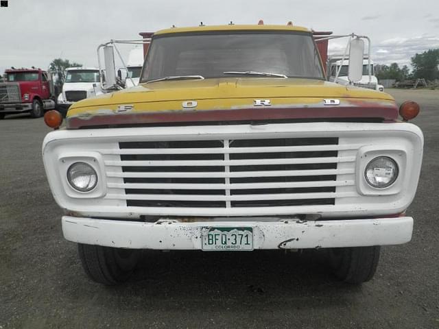 Image of Ford F-600 equipment image 1