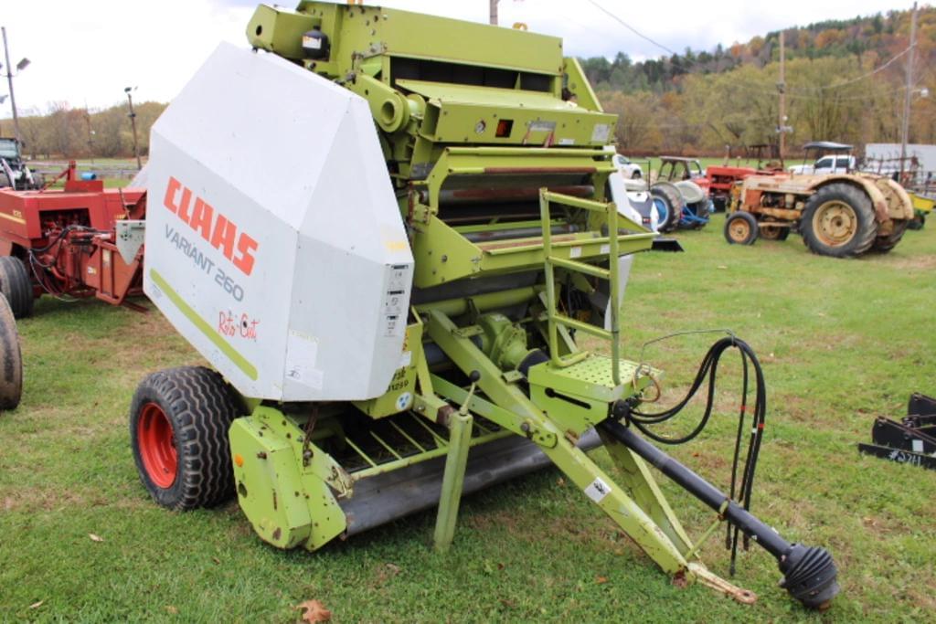 Image of CLAAS Variant 260 Primary image