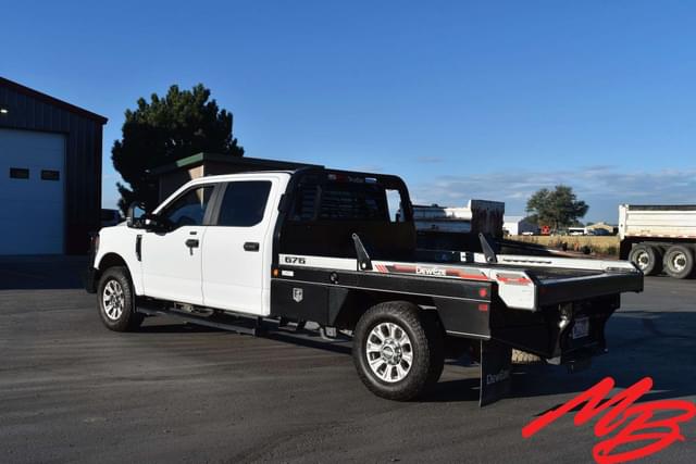 Image of Ford F-350 equipment image 4