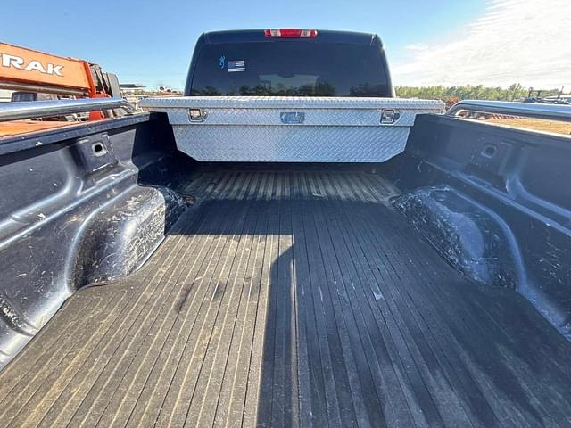 Image of GMC 2500 equipment image 4