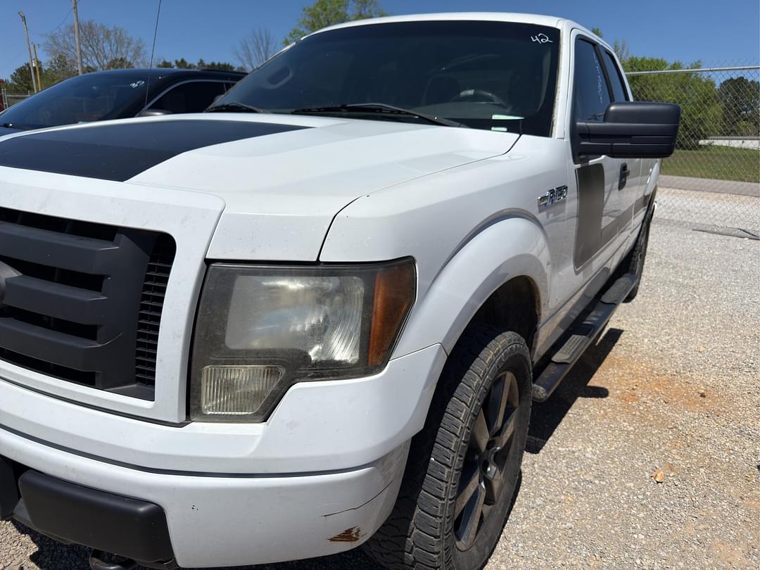 Image of Ford F-150 Primary image