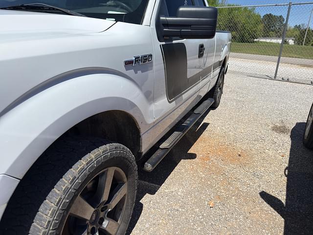 Image of Ford F-150 equipment image 1