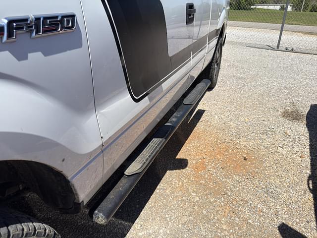Image of Ford F-150 equipment image 2
