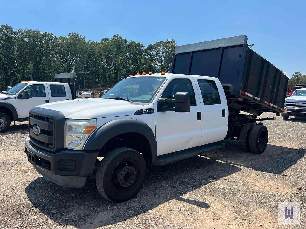 Image of Ford F-450 Primary image