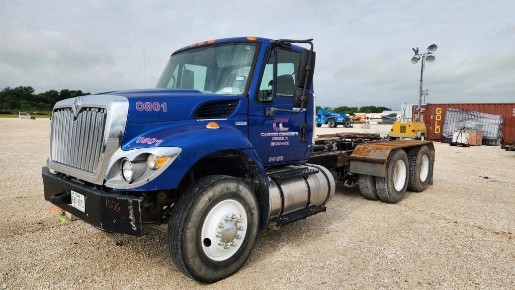 Main image International 7500