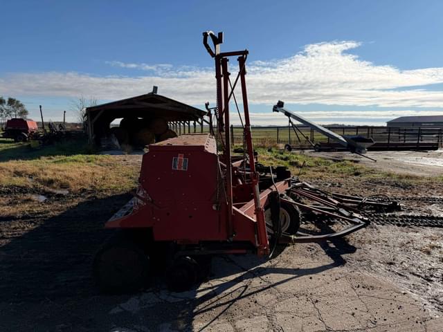 Image of International Harvester 6200 equipment image 2