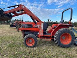 Main image Kubota L2900