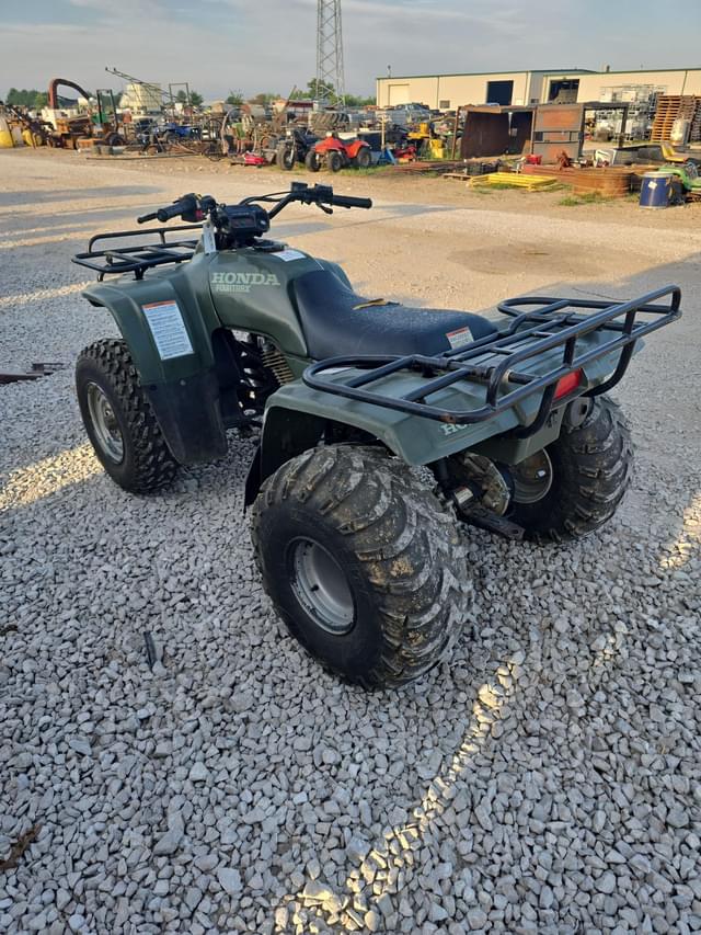 Image of Honda 300 equipment image 4