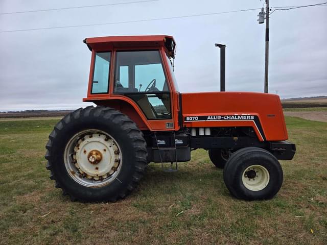 Image of Allis Chalmers 8070 equipment image 3