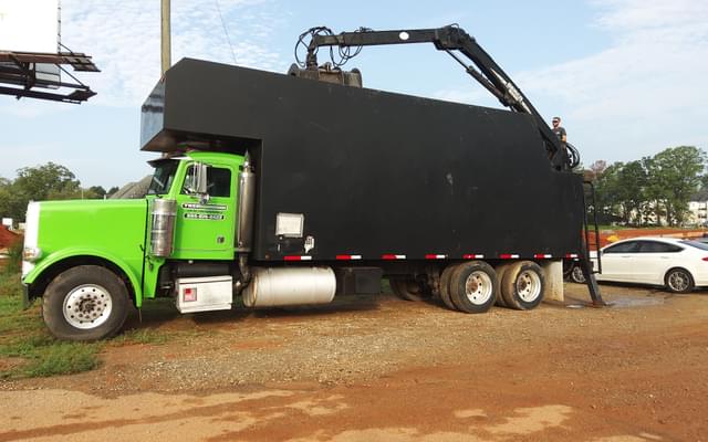 Image of Peterbilt 378 equipment image 3