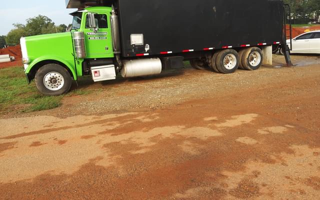Image of Peterbilt 378 equipment image 4