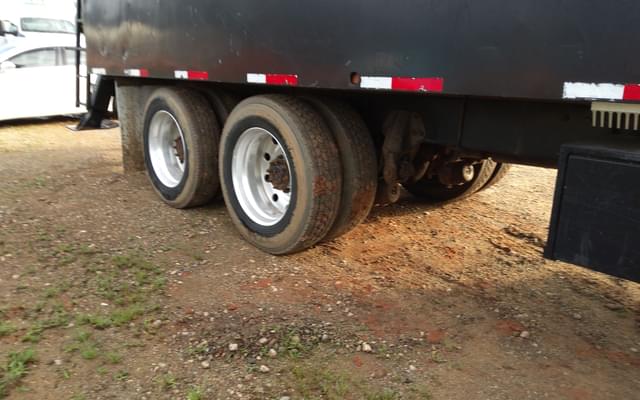 Image of Peterbilt 378 equipment image 2