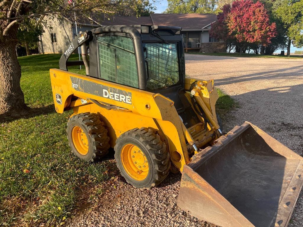 Main image John Deere 317