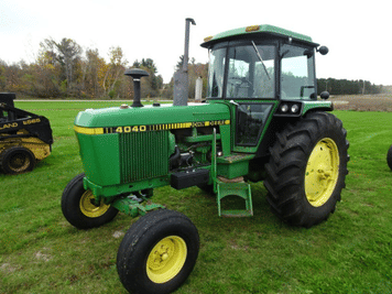 Main image John Deere 4040