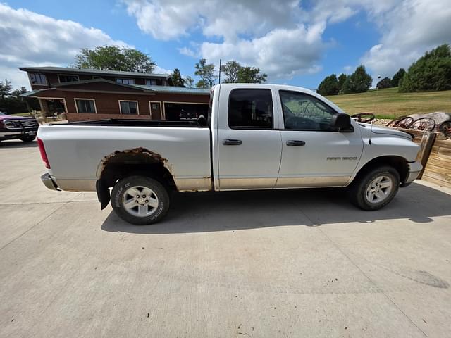 Image of Dodge Ram 1500 equipment image 1