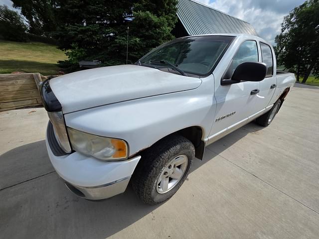 Image of Dodge Ram 1500 equipment image 3