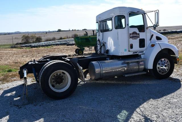 Image of Kenworth T-300 equipment image 1