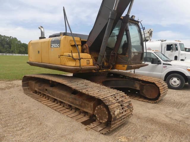 Image of John Deere 250G equipment image 2