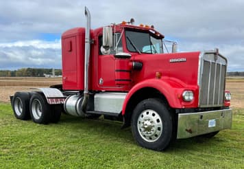 Main image Kenworth W900A