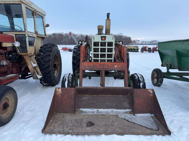 Image of Oliver 1750 equipment image 1